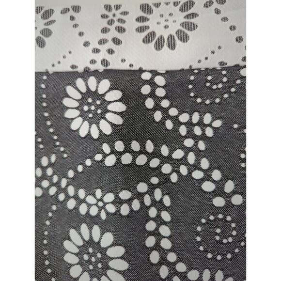 Banana Republic Gray & White Floral Dots Pencil Skirt Lined Women's petite sze 0 - Picture 2 of 6